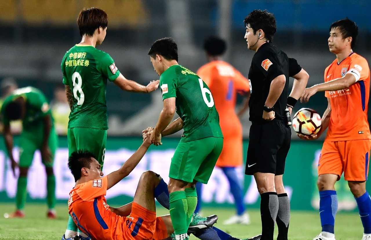 京鲁大战裁判是谁,京鲁大战裁判怎么回事