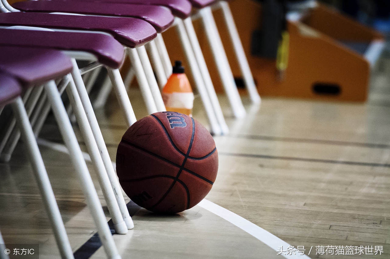 库里先生——改编自鲁迅《藤野先生》