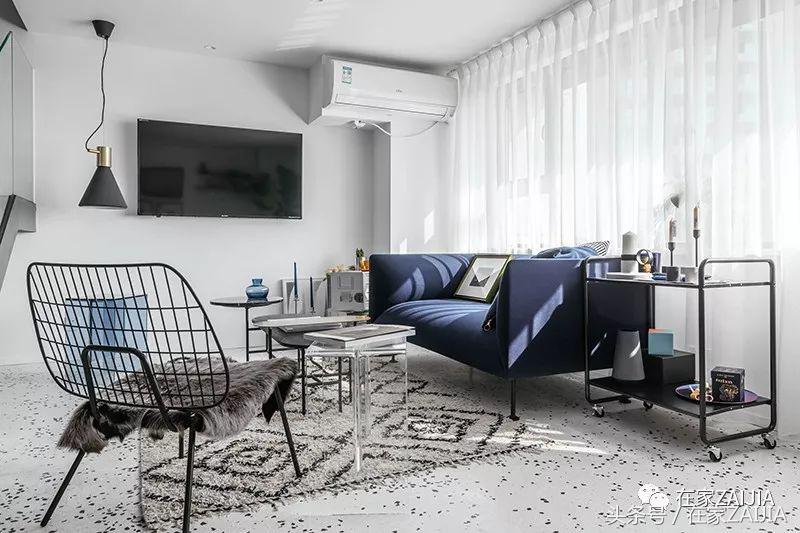 客厅正中放个大楼梯，也太好看了吧！