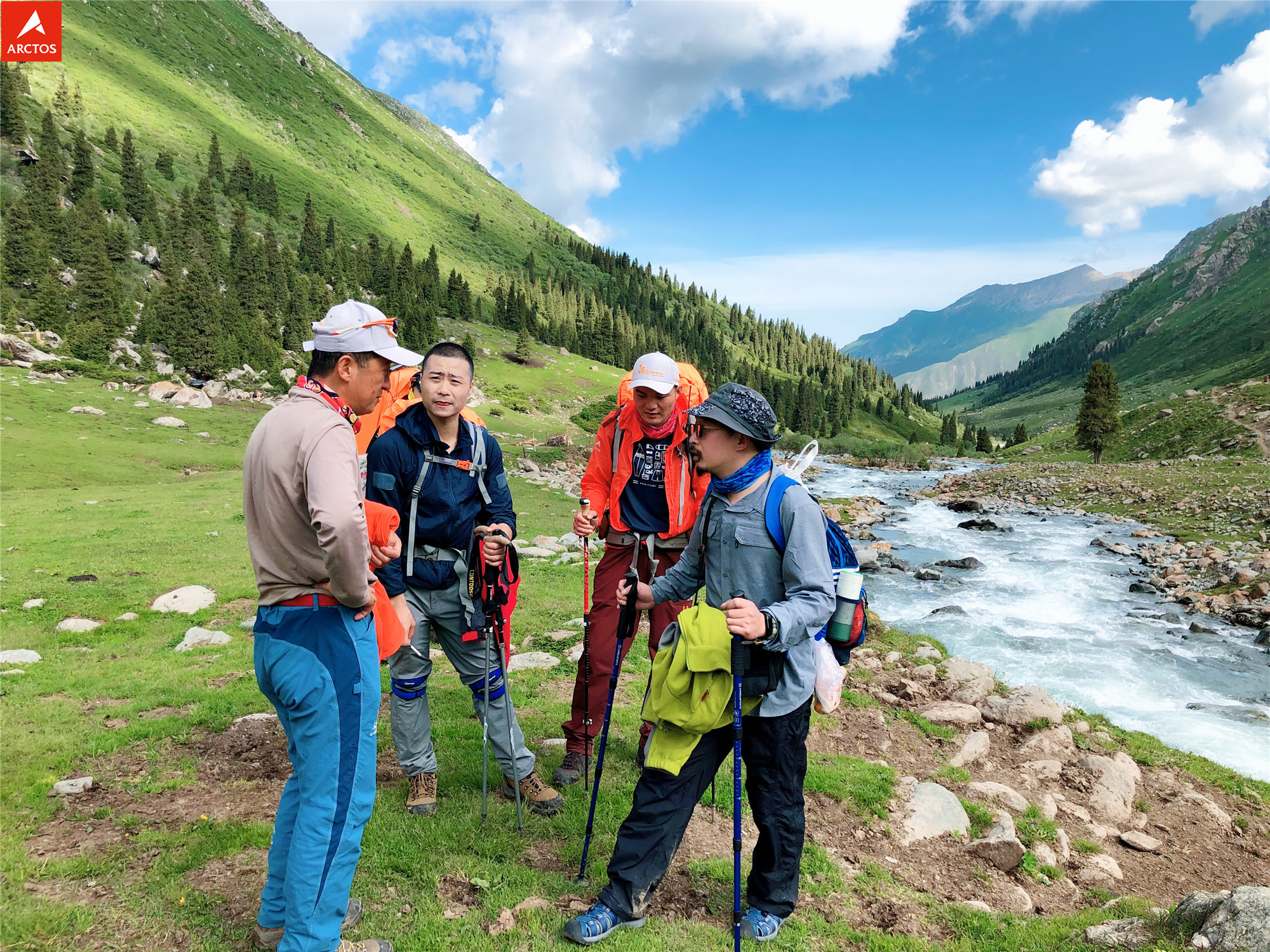 乌孙古道徒步几月份最美,夏特古道和乌孙古道