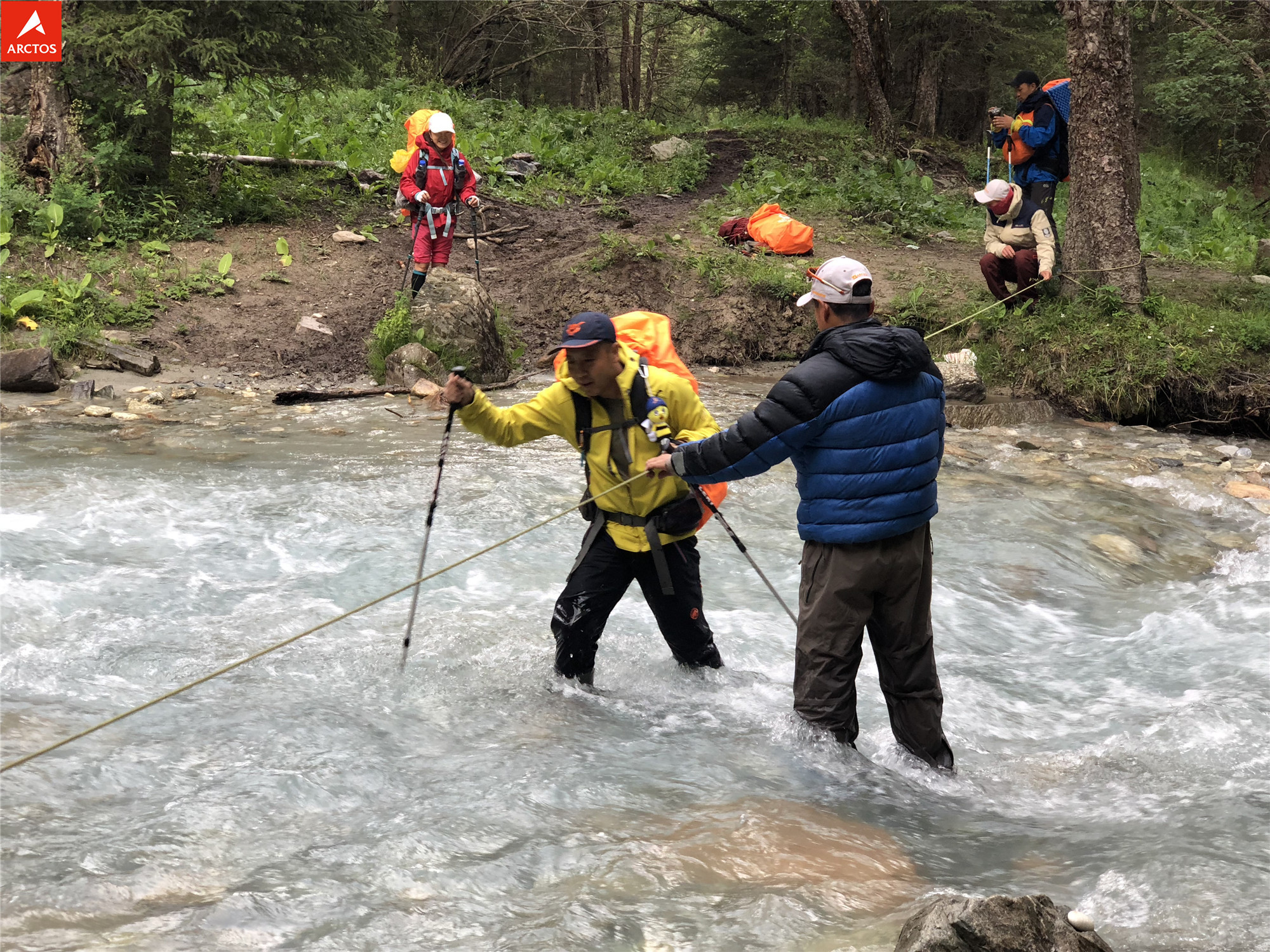 乌孙古道徒步几月份最美,夏特古道和乌孙古道