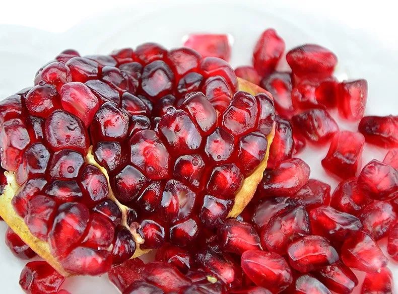 雅诗兰黛突尼斯软籽石榴,被誉为可以吃的雅诗兰黛软籽石榴