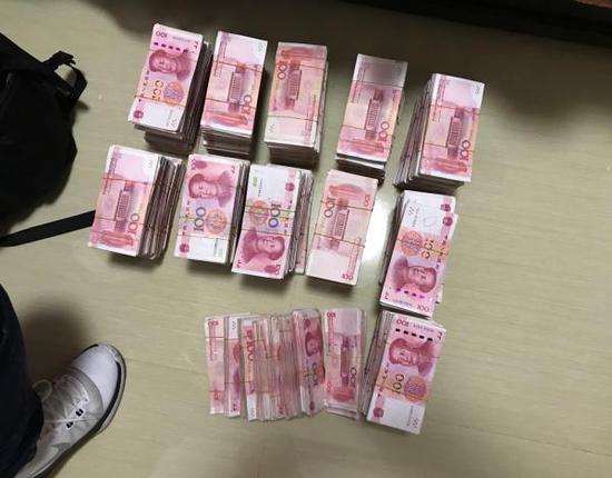 出售淫秽视频2000部怎么定罪,出售淫秽网站牟利判刑案例