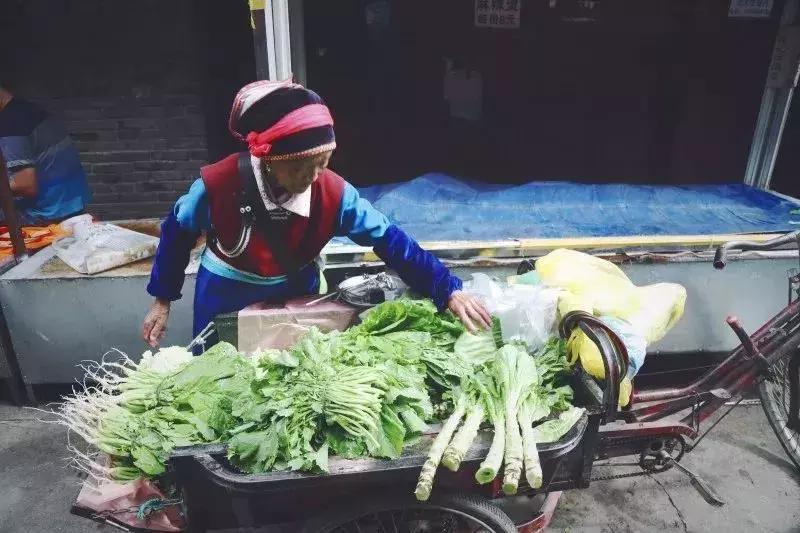 丽江的夏天这么冷,丽江即将进入最美季节