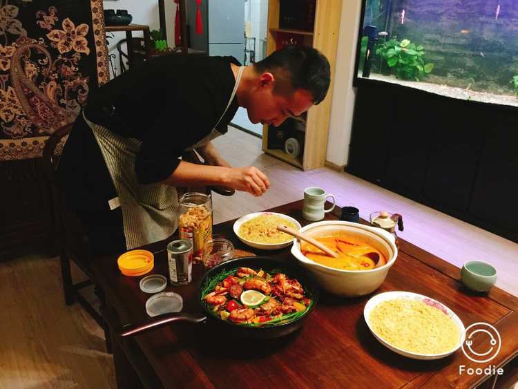 上得了厅堂下得了厨房的心灵音乐人赵迎