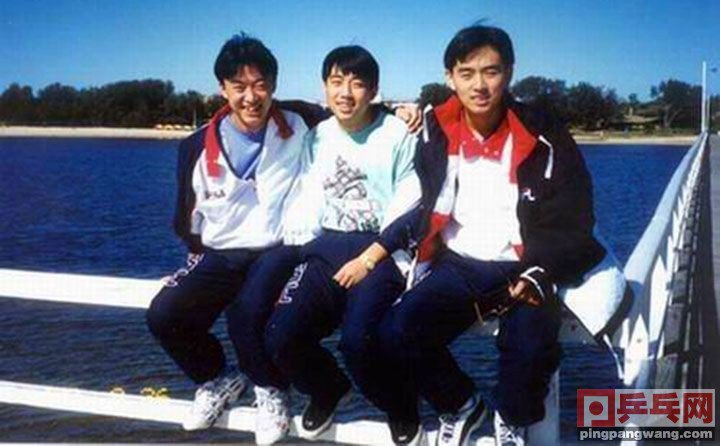 正手用正胶好还是反手用正胶,正胶正手的优点和缺点