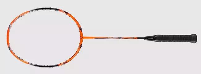 新手如何挑选适合自己的羽毛球拍,新手用多少磅羽毛球拍