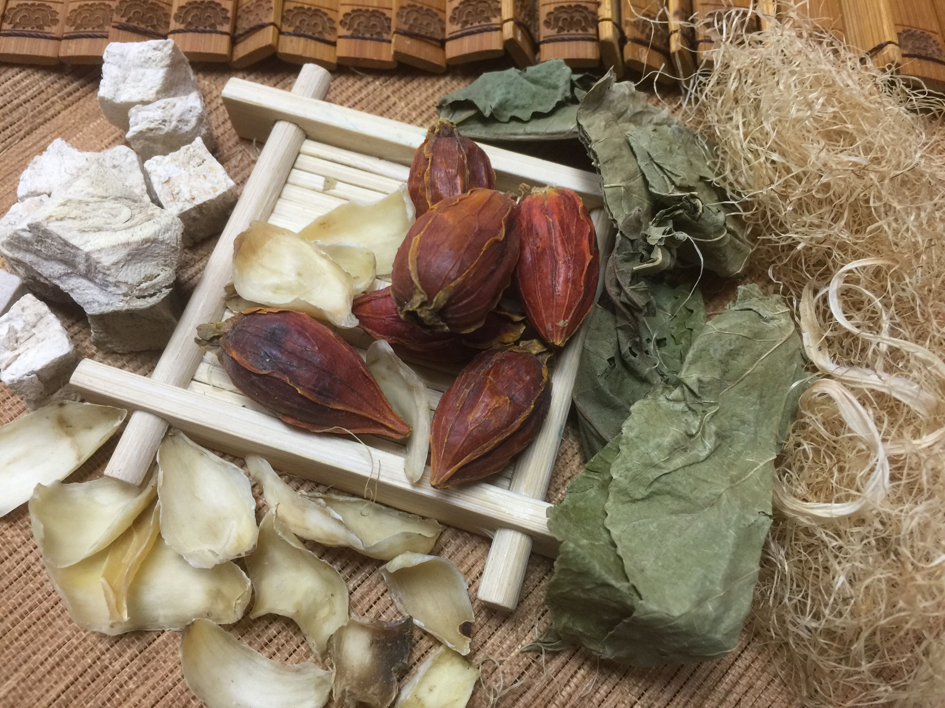 肾衰尿酸高可以多喝水吗,肾衰吃什么食物降尿酸