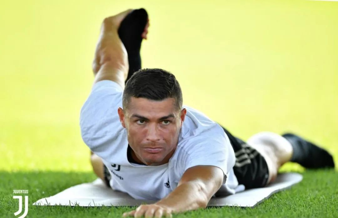 c罗日常魔鬼式训练足球,c罗的魔鬼训练计划