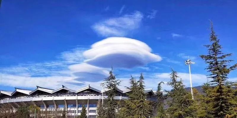 丽江这个时候冷不冷,丽江最美季节