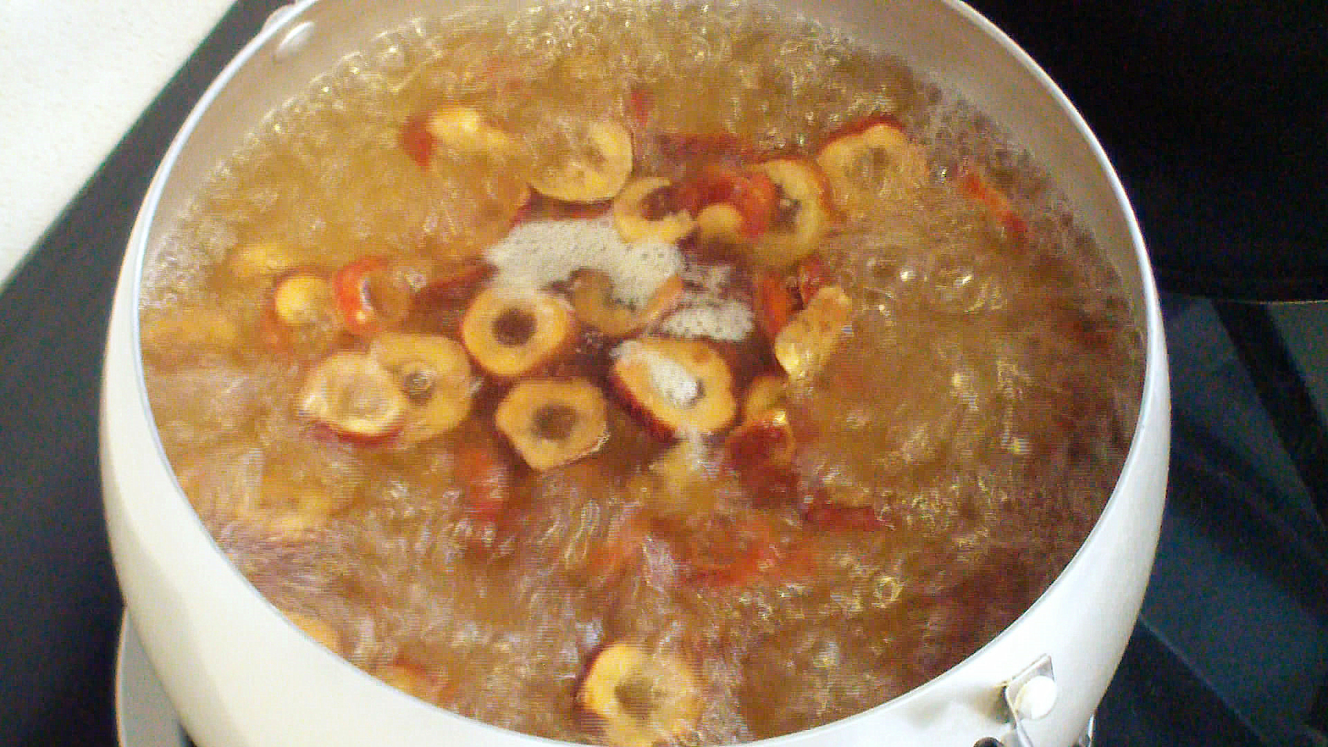 制作酸酸甜甜的山楂干的方法,原谷原麦冰爽山楂汁