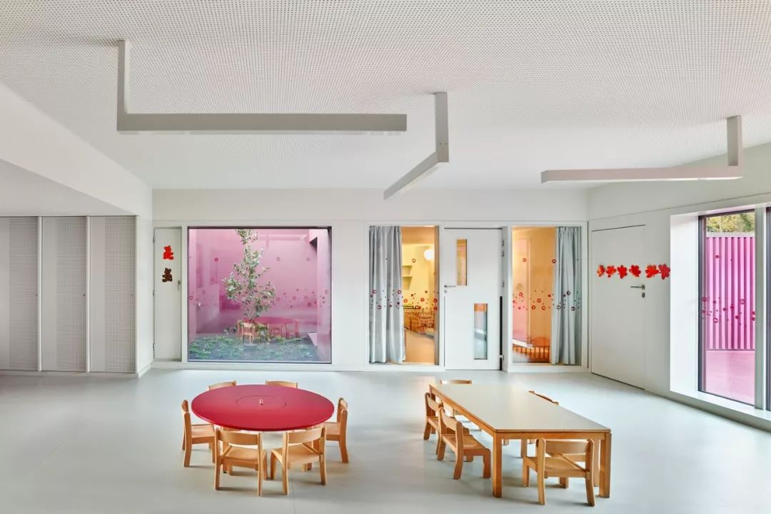 hellokitty抓娃娃机,hellokitty乐园抓娃娃机