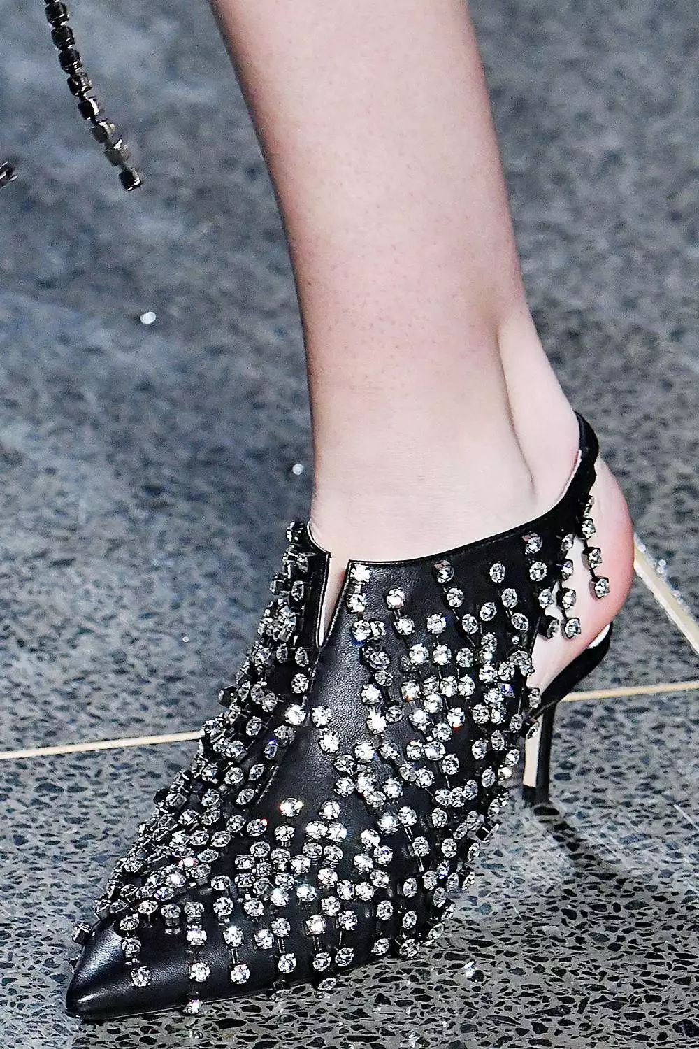 五大席卷2018秋冬时装周的潮流