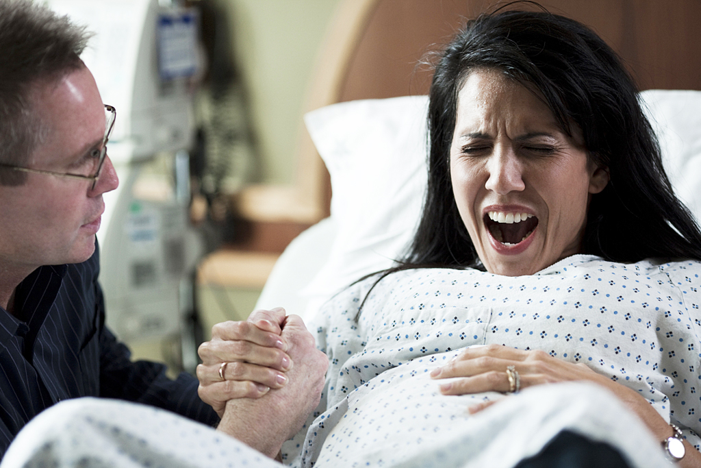 生宝宝顺产痛还是剖腹产痛,第一胎顺产第二胎剖腹产痛吗