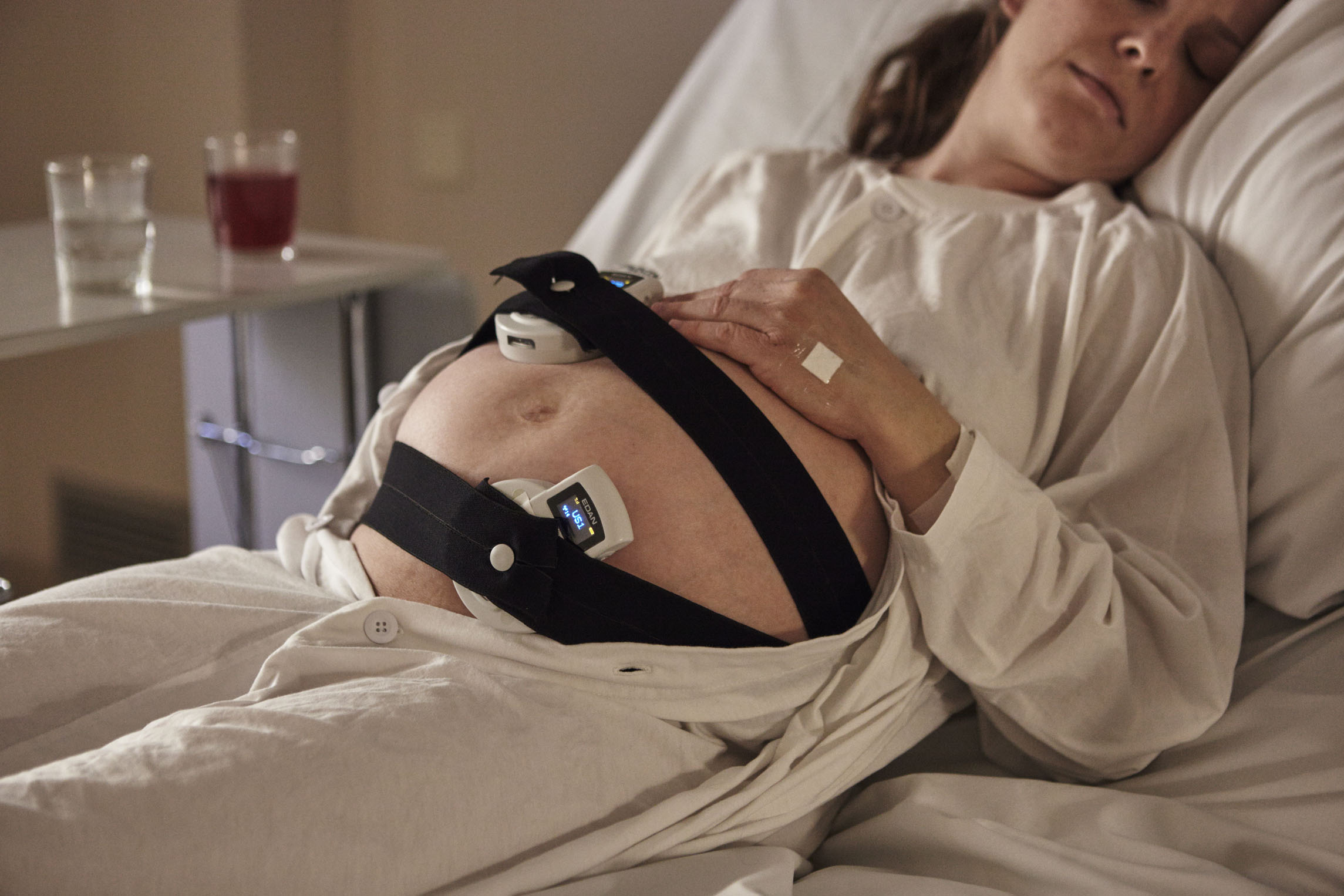 生宝宝顺产痛还是剖腹产痛,第一胎顺产第二胎剖腹产痛吗