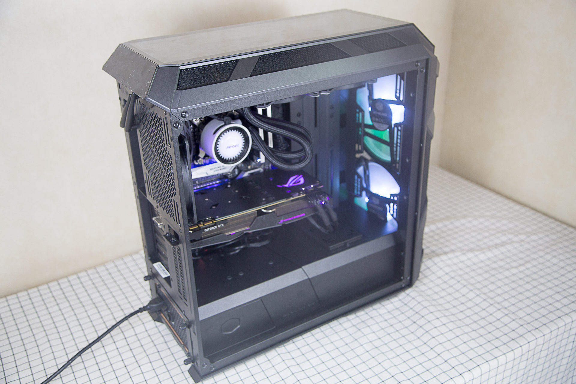 华硕1070ti显卡怎么装,华硕1070ti装机效果