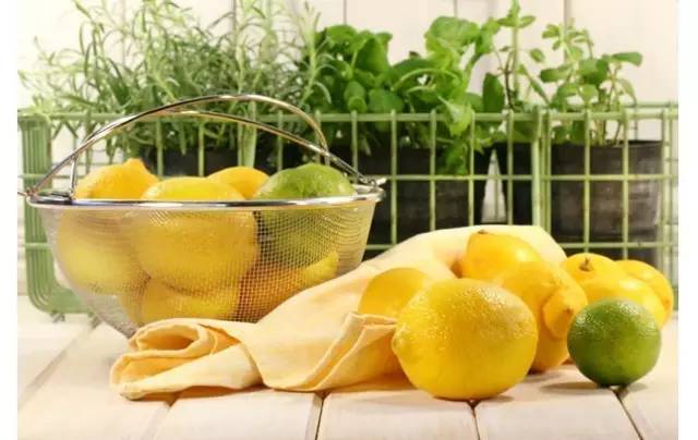 *京大南**妈把香醋放到厕所，第二天醒来惊呆了！