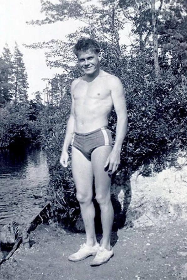 钢铁直男与钢筋直男,钢铁直男和钛合金直男