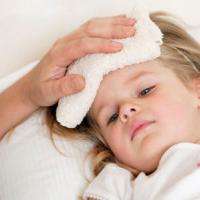 宝宝发烧的几种情况应对方法,当宝宝发烧了时这几点一定要注意