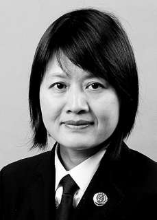 老师猥亵儿童被抓至法院痛哭,老师猥亵儿童获刑5年半