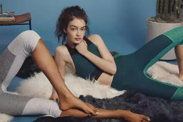 终于知道你为什么不去健身了,因为装备太丑!