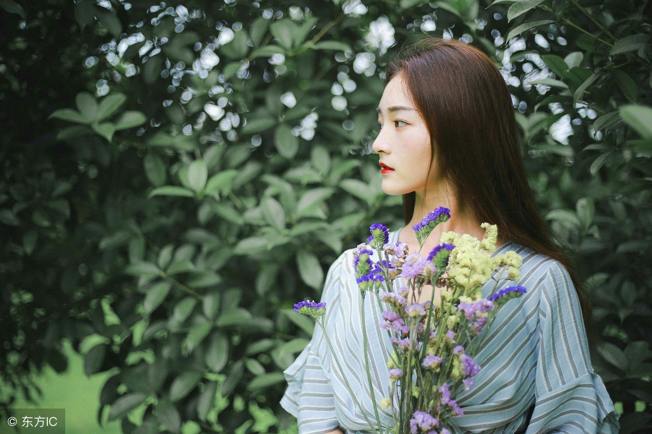 暖心：Somesongscanmakeyousadcrywhenyouhearthem