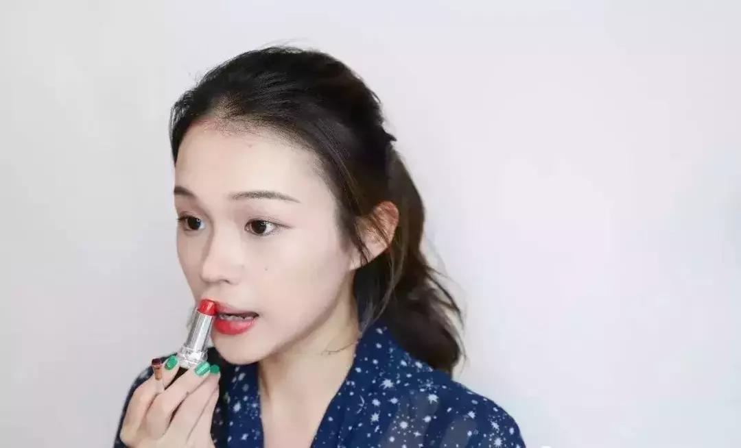 早起画个精致妆,5分钟快速出门日常妆