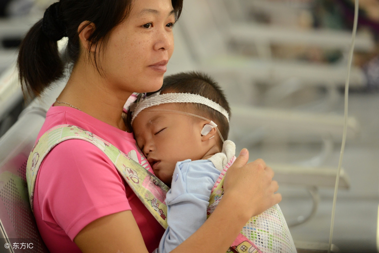 孩子感冒咳嗽发烧吃什么中成药好,宝宝感冒咳嗽发烧吃什么药