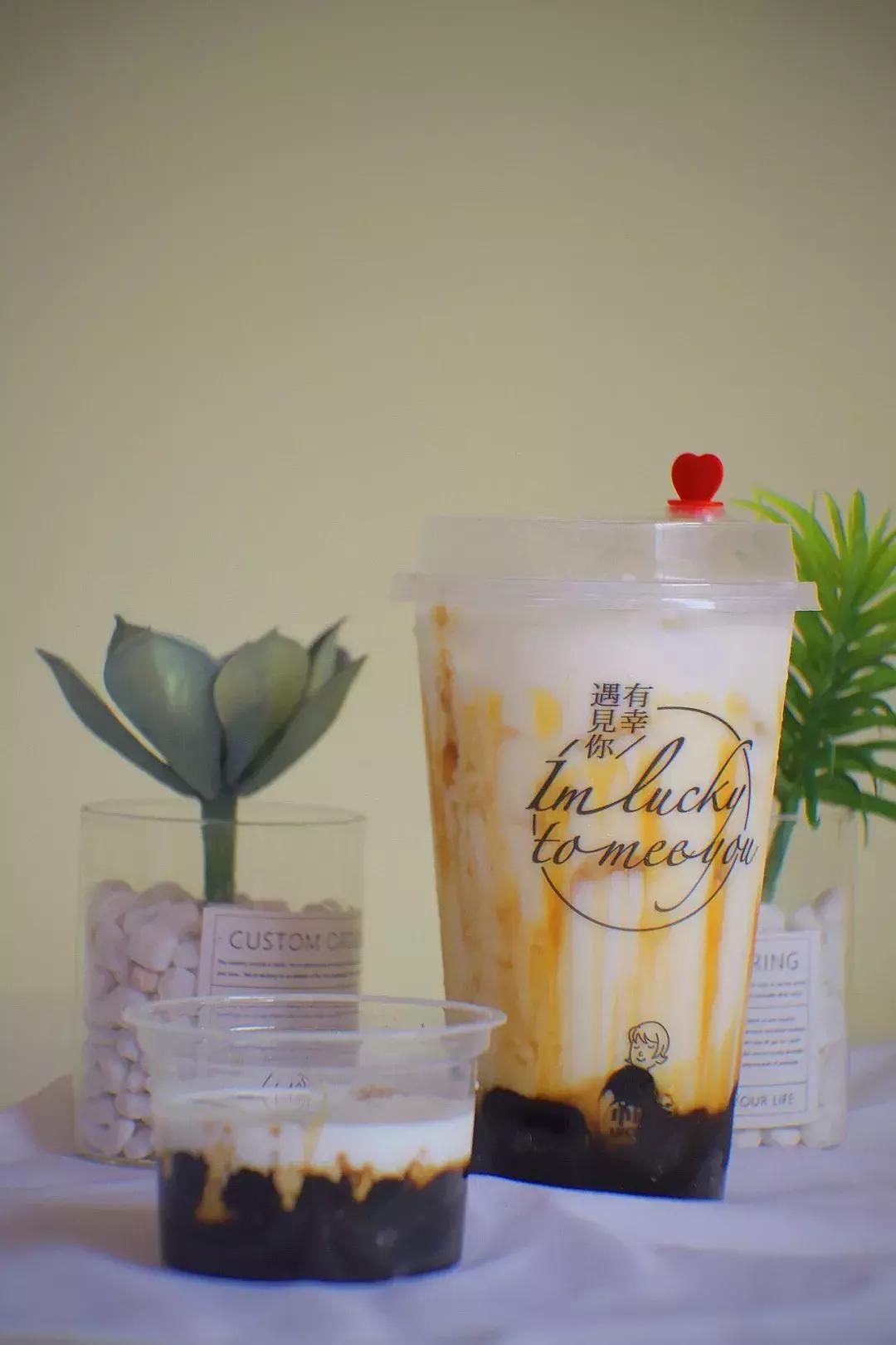 小确茶|抓住夏天的尾巴,喝完这几杯,你的夏天才够圆满!