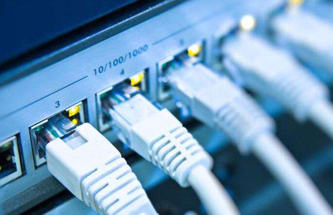 荣耀路由器家庭组网,华为路由器怎么组网最佳