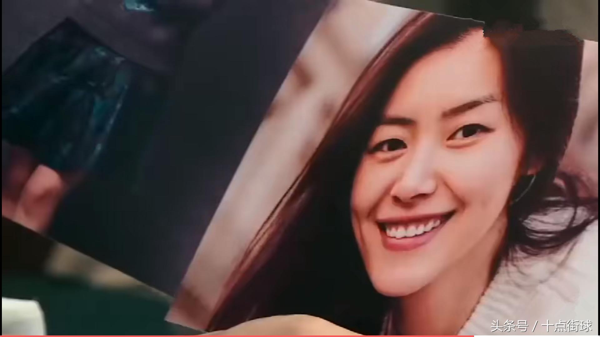 c罗被采访漂亮的女孩时,c罗有多吸引女性