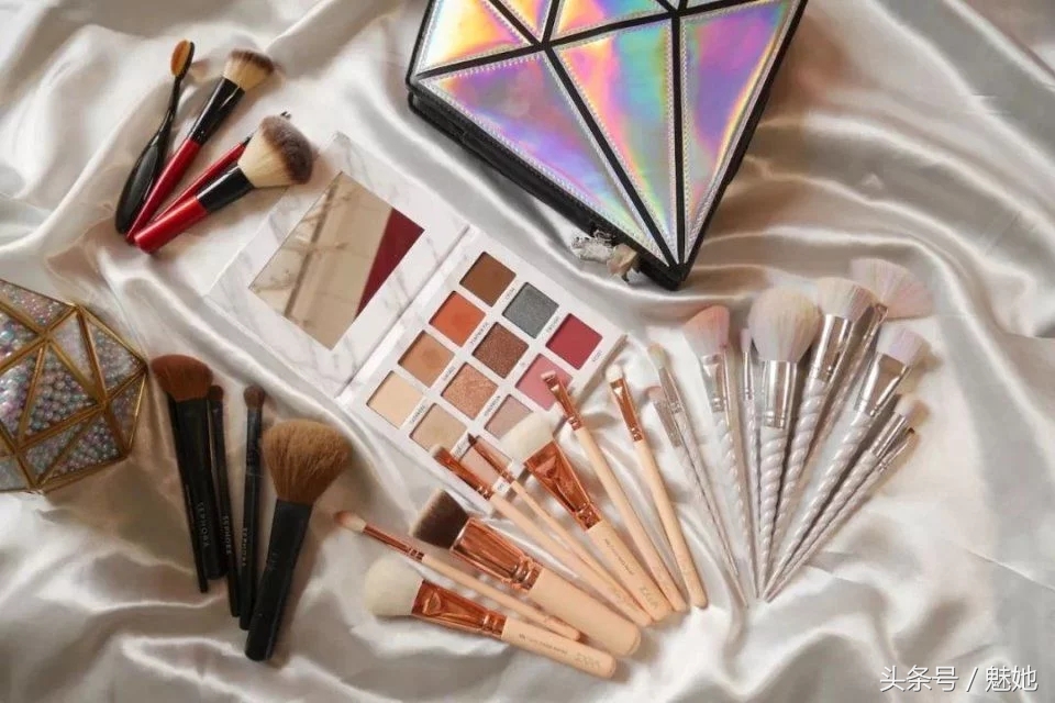 各个化妆刷品牌最值得买的单品,化妆新手必入的高性价比化妆刷