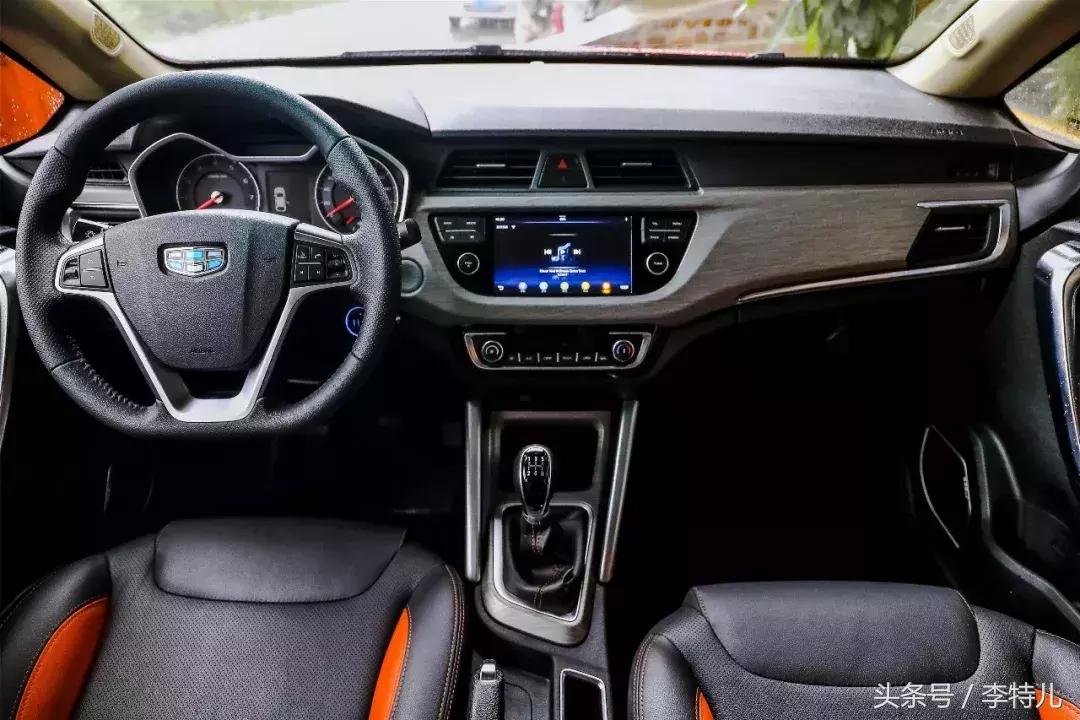 颜值高油耗低空间大四驱的suv,颜值超高燃油版suv