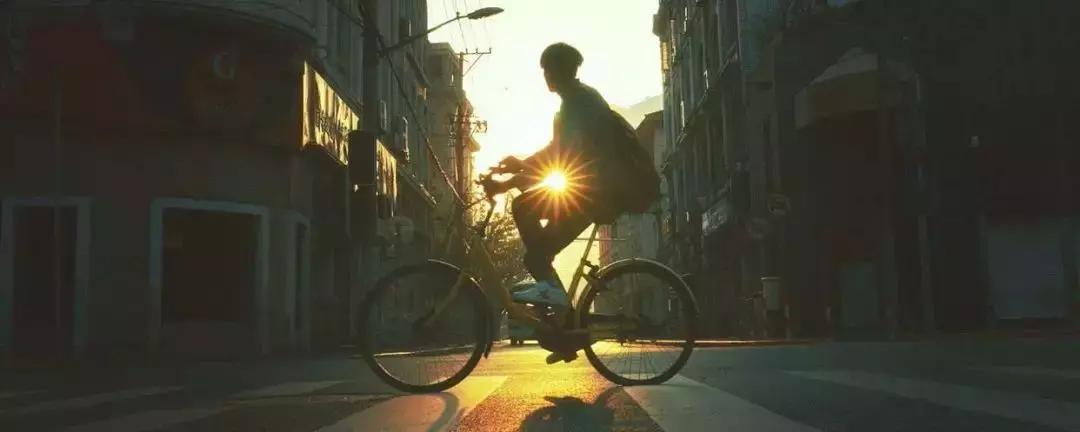 你的坚持终将美好不留遗憾,你的坚持不会被辜负