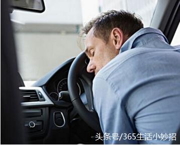 风油精的神奇功效,风油精提神神器