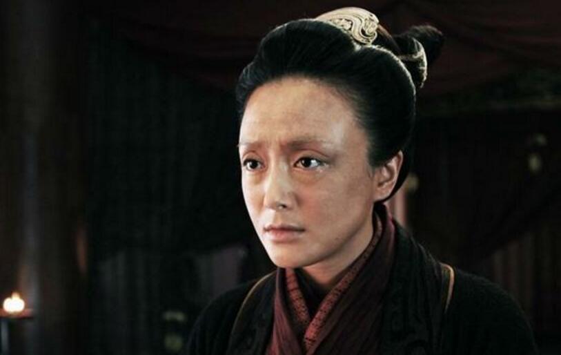 年轻时的秦岚真实照片,秦岚的真实年轻照