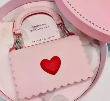 钢筋系直男七夕送礼指路手册(女生篇)