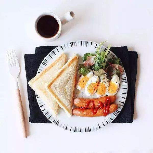 星巴克瑞幸团购,星巴克瑞幸咖啡9.9元券通用