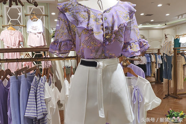新手开服装店注意事项,新手小白开服装店该怎么入门