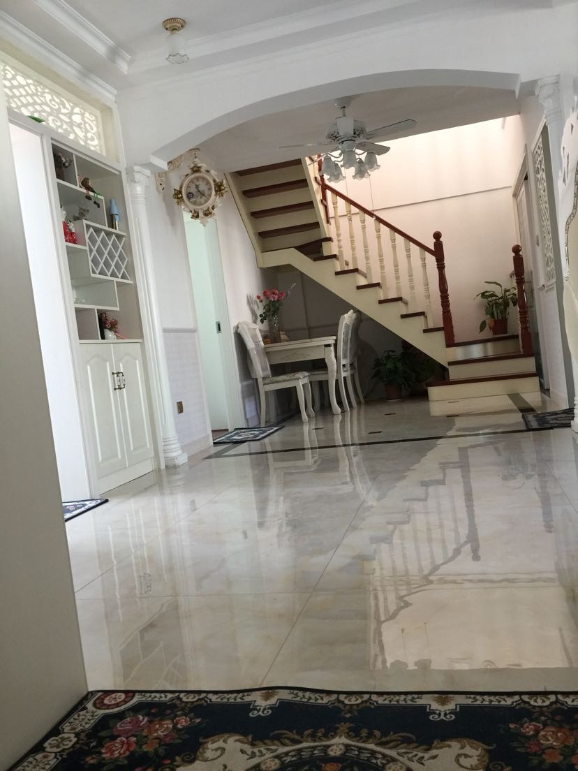 瓷砖电视墙效果黑钛金,高清大理石瓷砖电视墙效果图