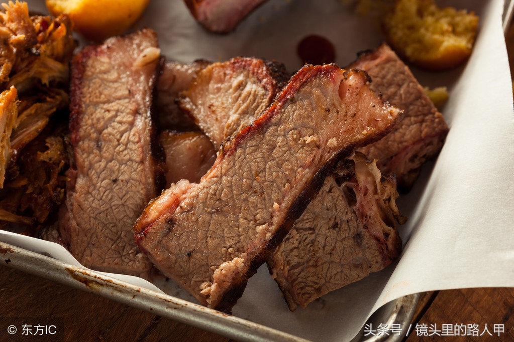 港片里的垃圾街有没有很吸引你?在香港,人肉搜索给你尝了一个遍