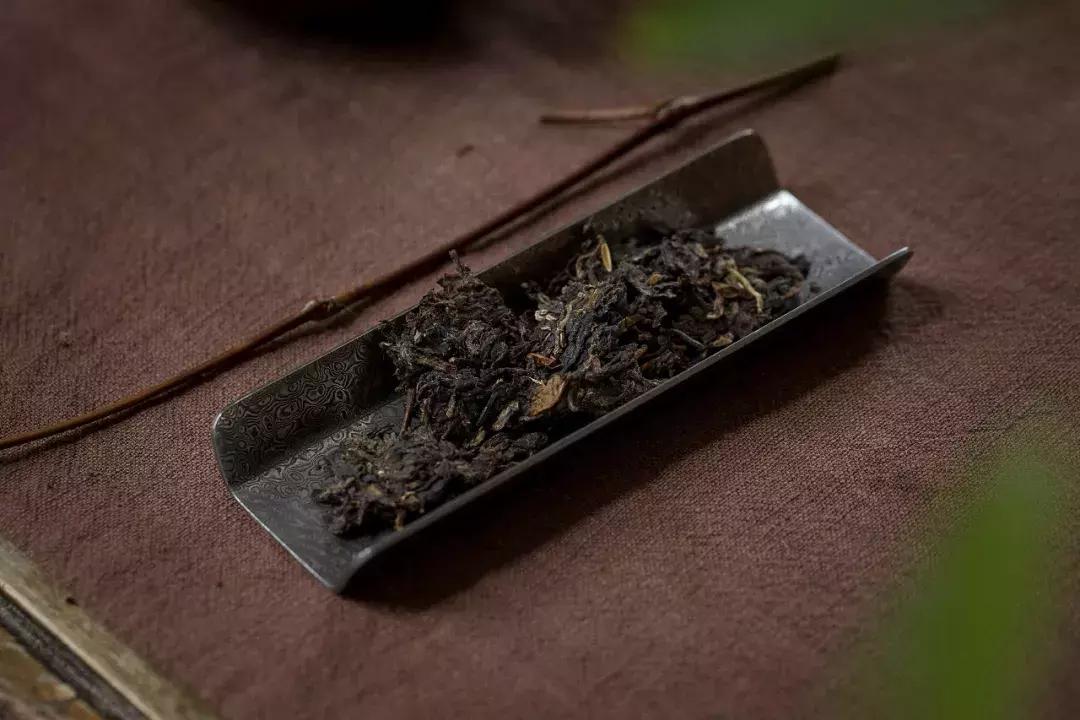 下关铁饼2005年,2005年下关t8613铁饼测评