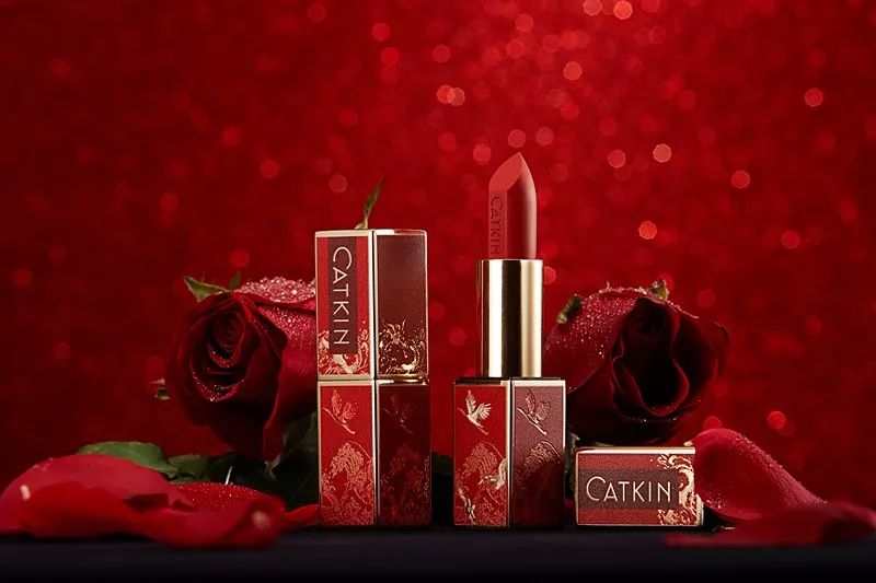 张天爱戚薇起床视频,张天爱素颜很漂亮