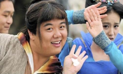 因为240斤被人熟知，如今帅到认不出，网友：胖子都是潜力股！