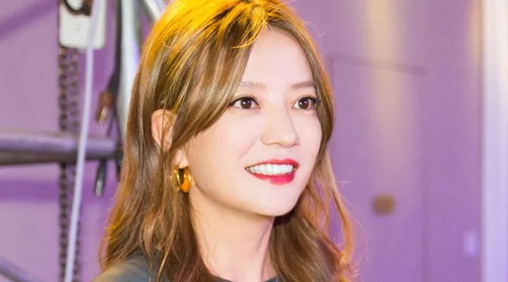 angelababy都用哪些化妆品,angelababy迪士尼小海绵