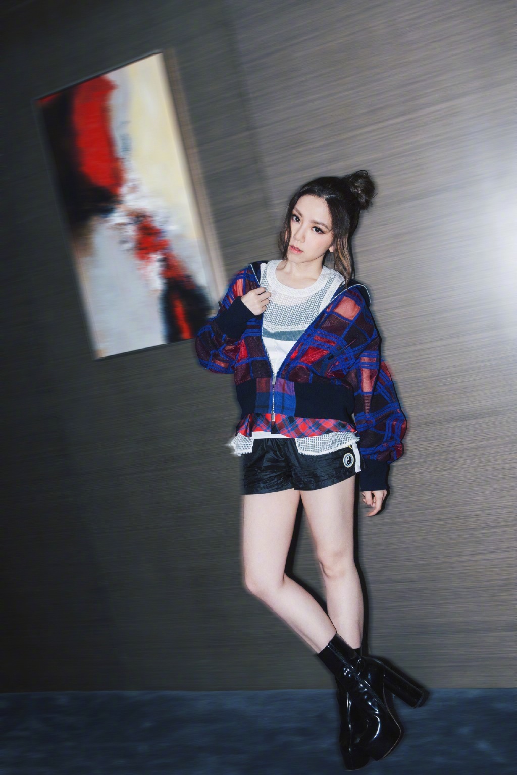 个子矮腿又粗穿什么裤子,个子矮腿短又粗