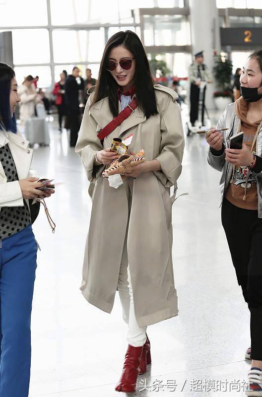 谁说靴子是冬天的专利,会穿美四季!张天爱教你玩转夏日穿靴