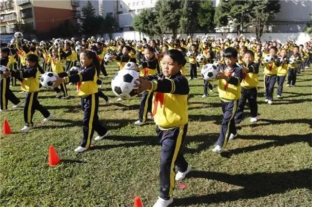 昆明市足球学校,云南昆明足球