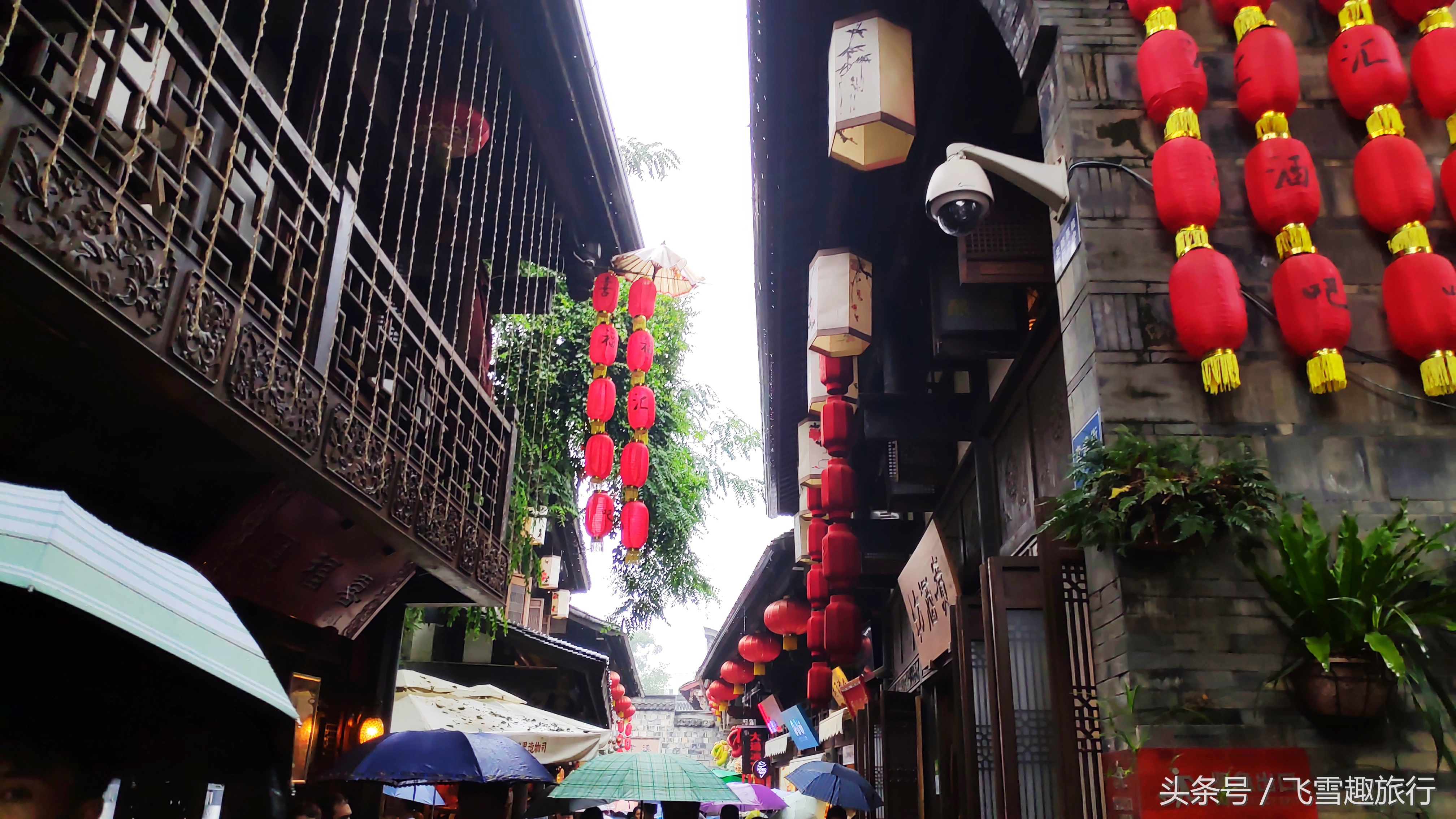 来成都就是要来锦里古街走一走,我的旅行日记成都热闹的锦里古街