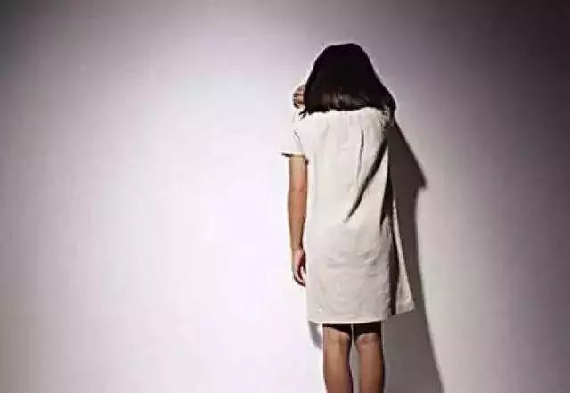 检察故事|“妈妈,求你了,我不想去……”男老师对女孩子竟然做出这种事!